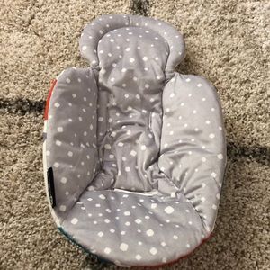 4moms mamaroo infant seat reversible